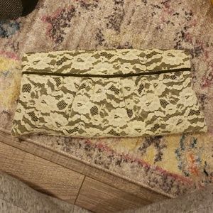 Lace clutch